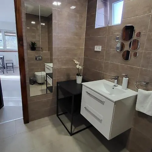 דירה Relax Apartmens A3 *